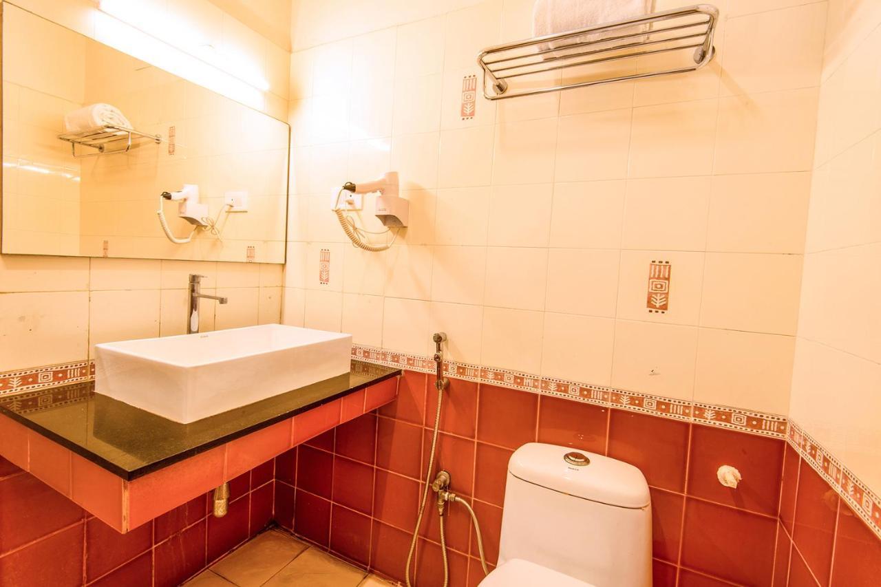Fabhotel Blossoms Service Apartment - T Nagar チェンナイ エクステリア 写真