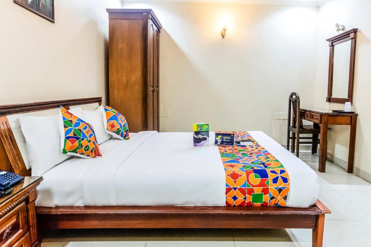 Fabhotel Blossoms Service Apartment - T Nagar チェンナイ エクステリア 写真